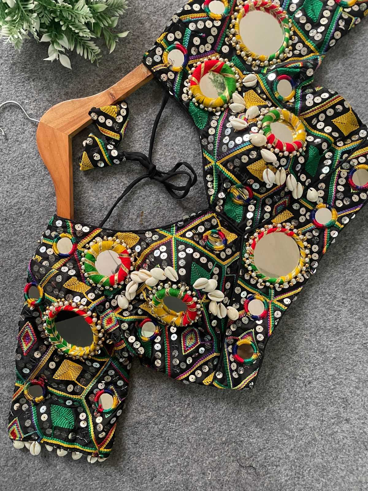 Ynf Fancy KESH426 SHABYACHI Readymade Blouses Wholesale Designer Blouse Embroidered Blouses Party Wear Blouse Manufacturer