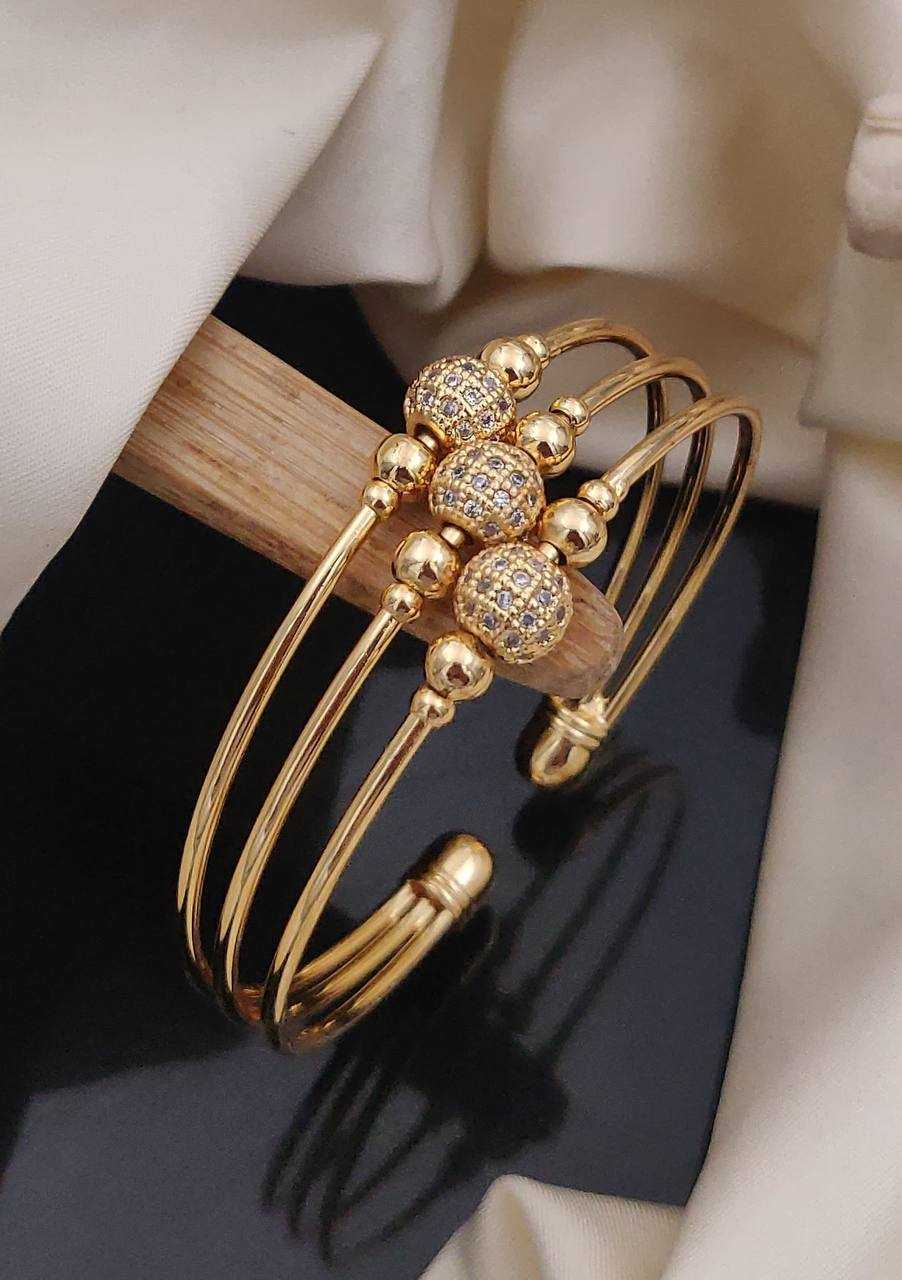Ynf Fancy Womens Jewellery Wholesale Brass Gold Bracelets Golden Bracelet Fashion Bracelets Manufacturer