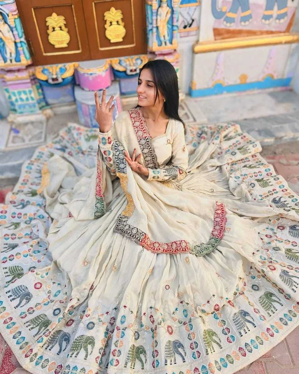 Ynf Muslin Cotton RIN222 287 Lehengas Wedding Collections Festive Collections Wholesale Lehenga With Dupatta Lehenga With Blouse Navratri Chaniya Choli Manufacturer