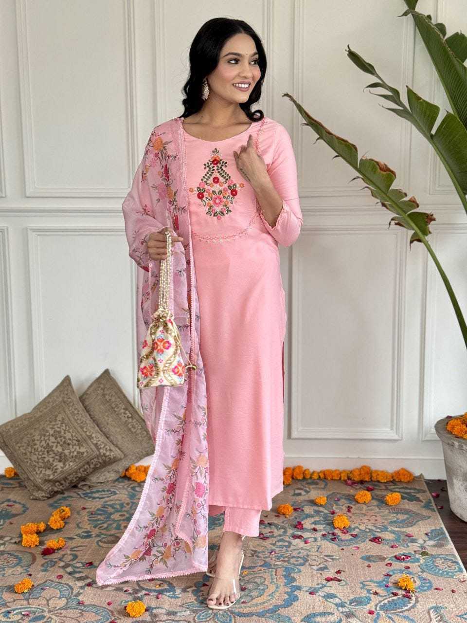 Ynf Rayon RIN222 NEW-2 Kurti Wholesale Designer Kurtis Rayon Kurtis Embroidered Kurtis Manufacturer