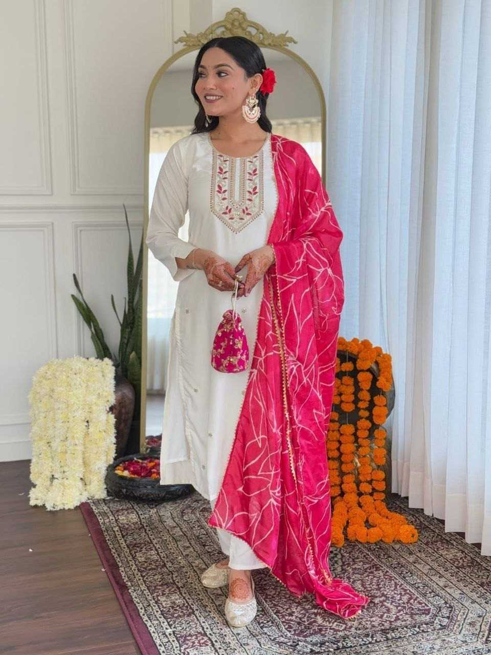 Ynf Rayon RIN222 S1 Suits & Dresses Festive Collections Wholesale Printed Suits Embroidery Suits Onam Collections Manufacturer