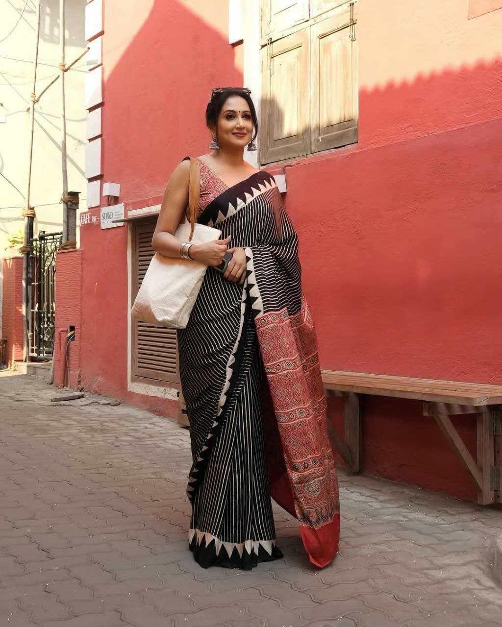 Ynf Silk RIN207 2225 Sarees Wedding Collections Festive Collections Wholesale Printed Sarees Silk Sarees Sarees With Blouse Manufacturer