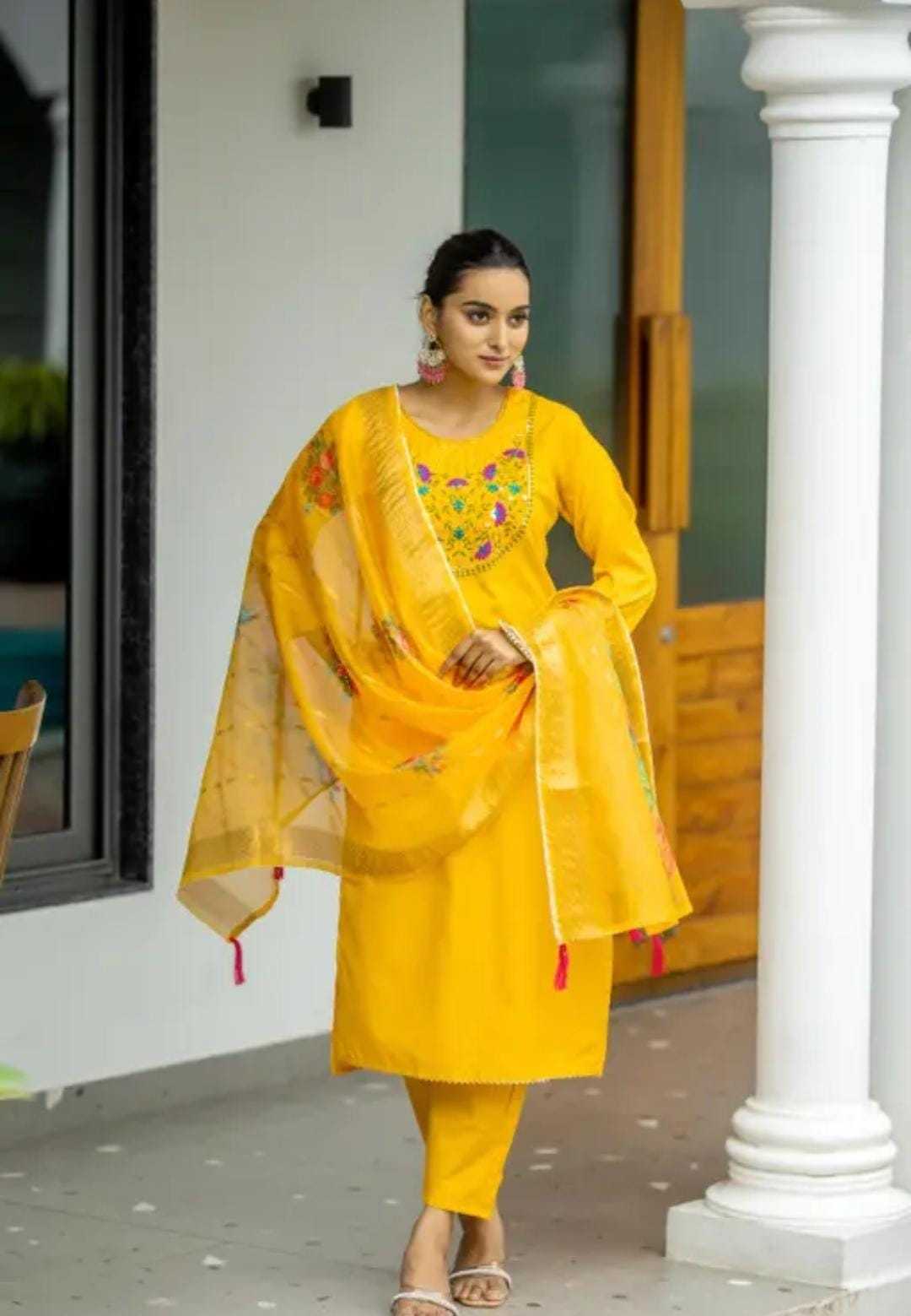 Ynf Soft Cotton RIN222 SI-143 Kurti Wholesale Printed Kurtis Cotton Kurtis Embroidered Kurtis Manufacturer