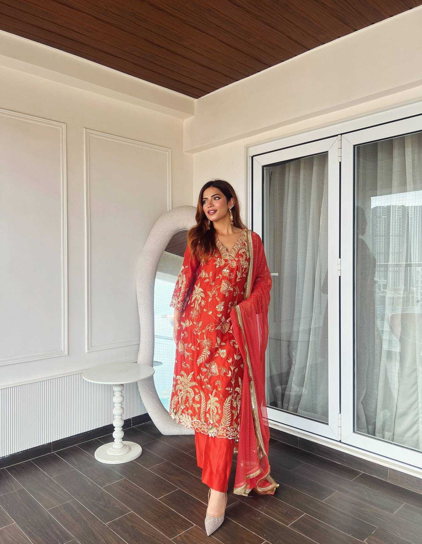 Ynf Chinon KESH492 1377 Suits & Dresses Wholesale Embroidery Suits Party wear suits Designer Suits Manufacturer