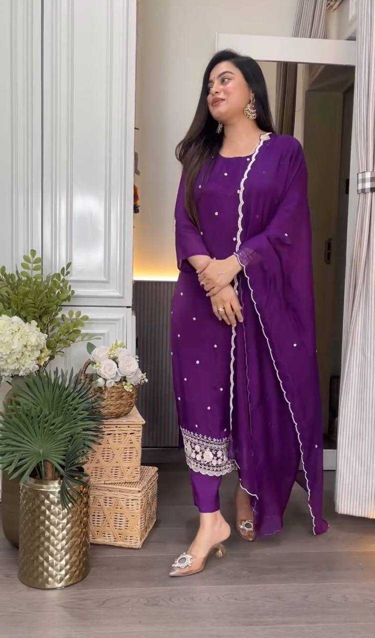 Ynf Chinon KESH526 98 Suits & Dresses Wedding Collections Festive Collections Wholesale Designer Suits Embroidered Suits Wedding Outfits Manufacturer