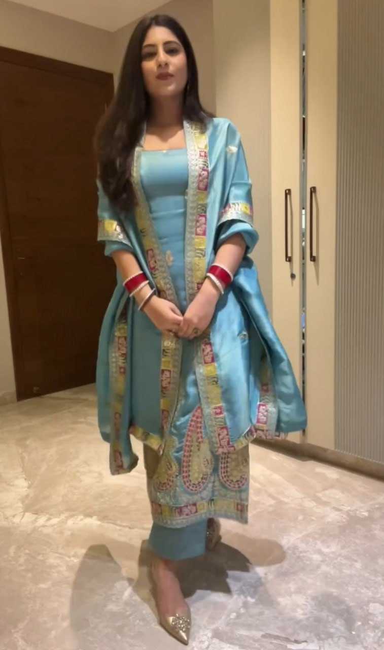 Ynf Chinon RIN232 64 Suits & Dresses Wedding Collections Festive Collections Wholesale Designer Suits Embroidered Suits Wedding Outfits Manufacturer