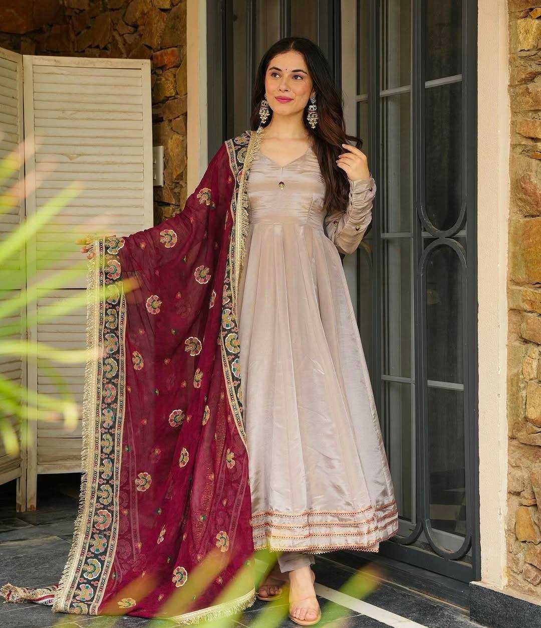 Ynf Crepe KESH499 021 Gowns Wholesale Fancy Gowns Anarkali Gown Long Gowns Manufacturer
