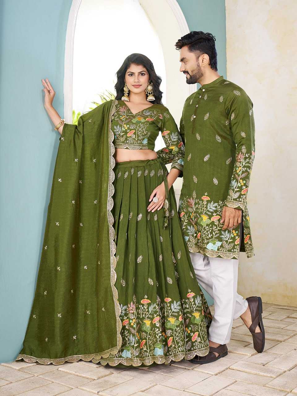 Ynf Crunchi RIN131 05 Couple Wear Wholesale Couple Matching Ethnic Outfits Manufacturer