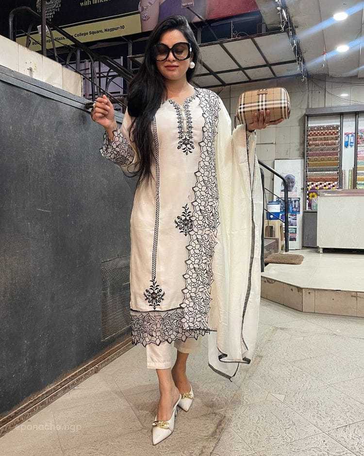 Ynf Fancy RIN222 BS-74 Suits & Dresses Wholesale Embroidery Suits Party wear suits Designer Suits Manufacturer