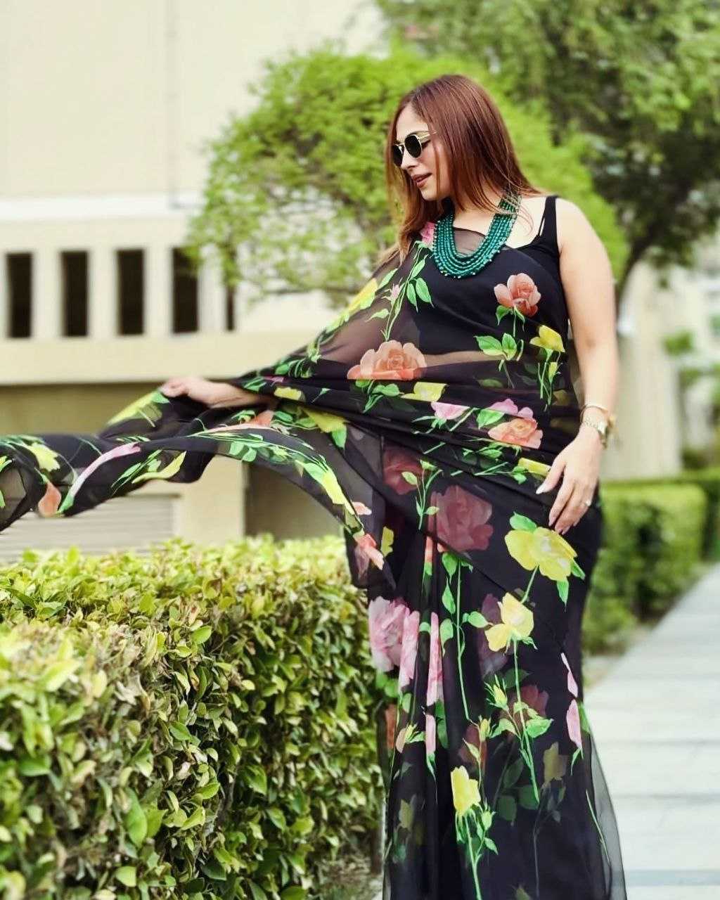 Ynf Georgette KESH518 4374 Sarees Wholesale Printed Sarees Georgette Sarees Black Sarees Manufacturer
