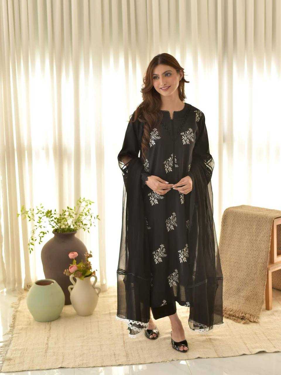 Ynf Heavy Roman Silk RIN141 1951 Suits & Dresses Wholesale Embroidery Suits Designer Suits Manufacturer