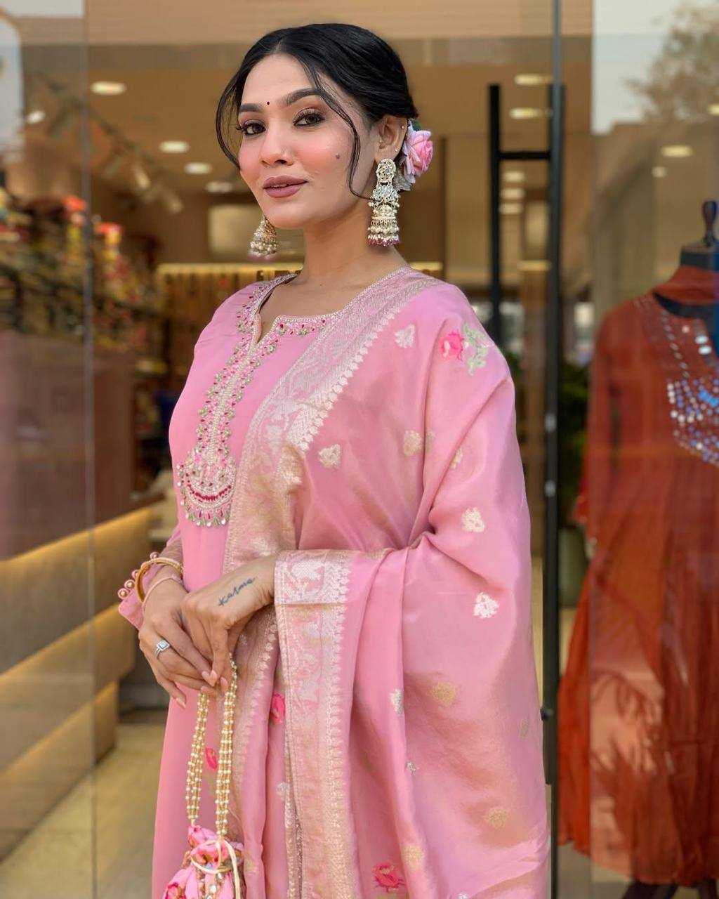 Ynf Jacquard KESH501 indicated Kurti Wholesale Festive Kurtis Cotton Kurtis Embroidered Kurtis Manufacturer