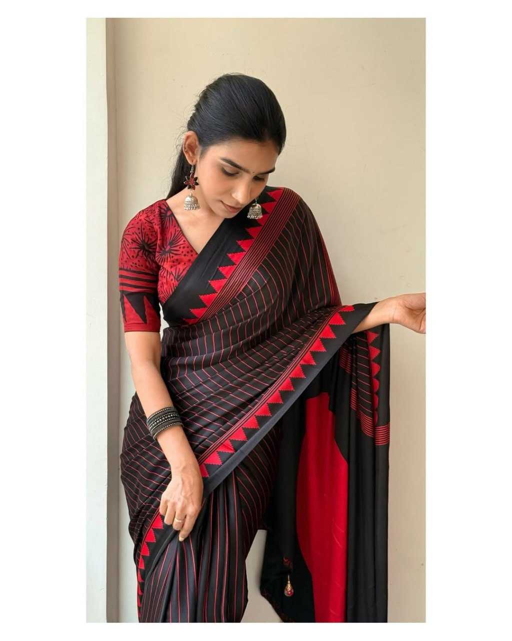Ynf Japan Sartin RIN207 2227 Sarees Wholesale Printed Sarees Black Sarees Silk Sarees Manufacturer