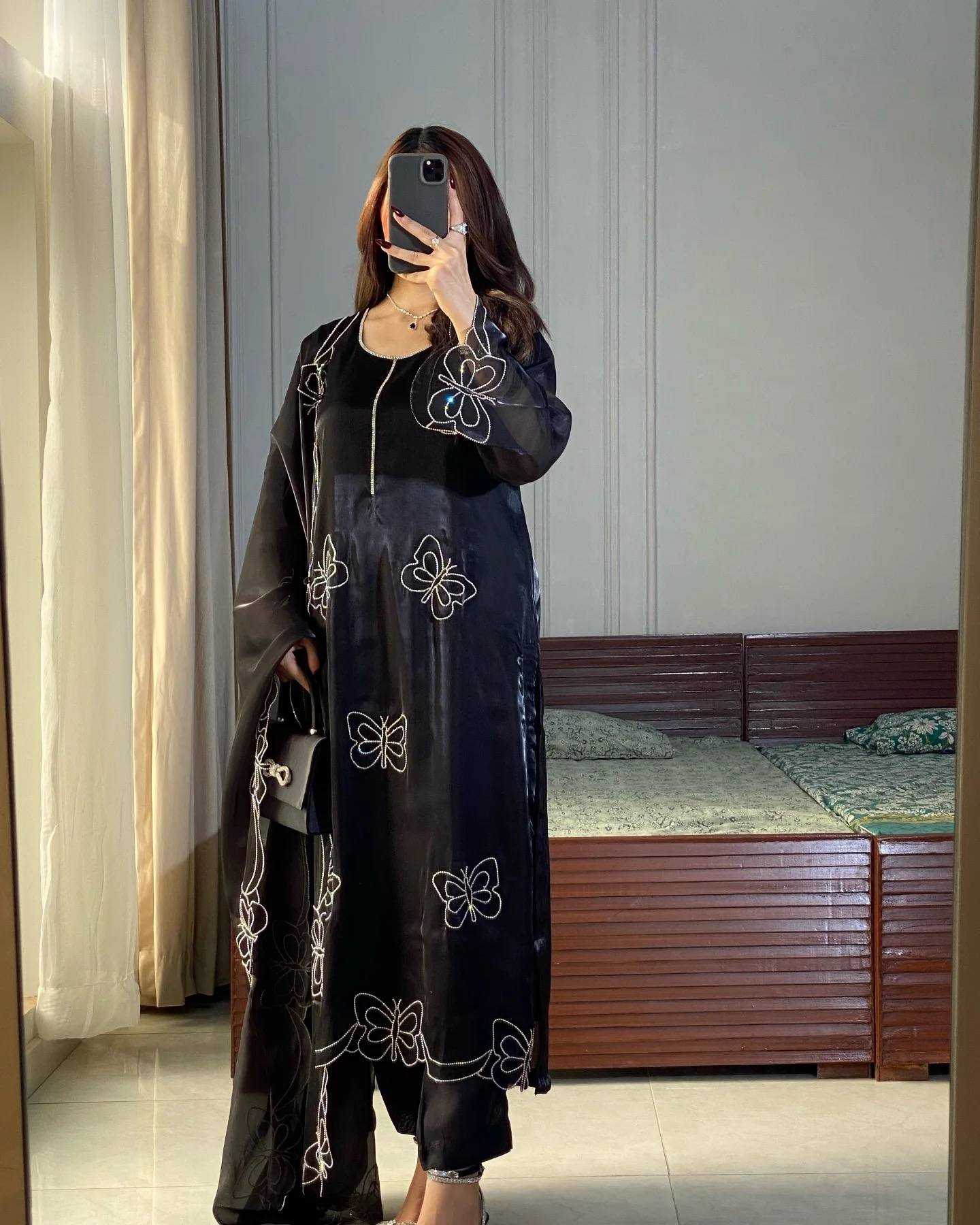 Ynf Jimmy Choo KESH523 294 Suits & Dresses Wedding Collections Festive Collections Wholesale Embroidery Suits Party Wear Dresses Wedding Outfits Manufacturer