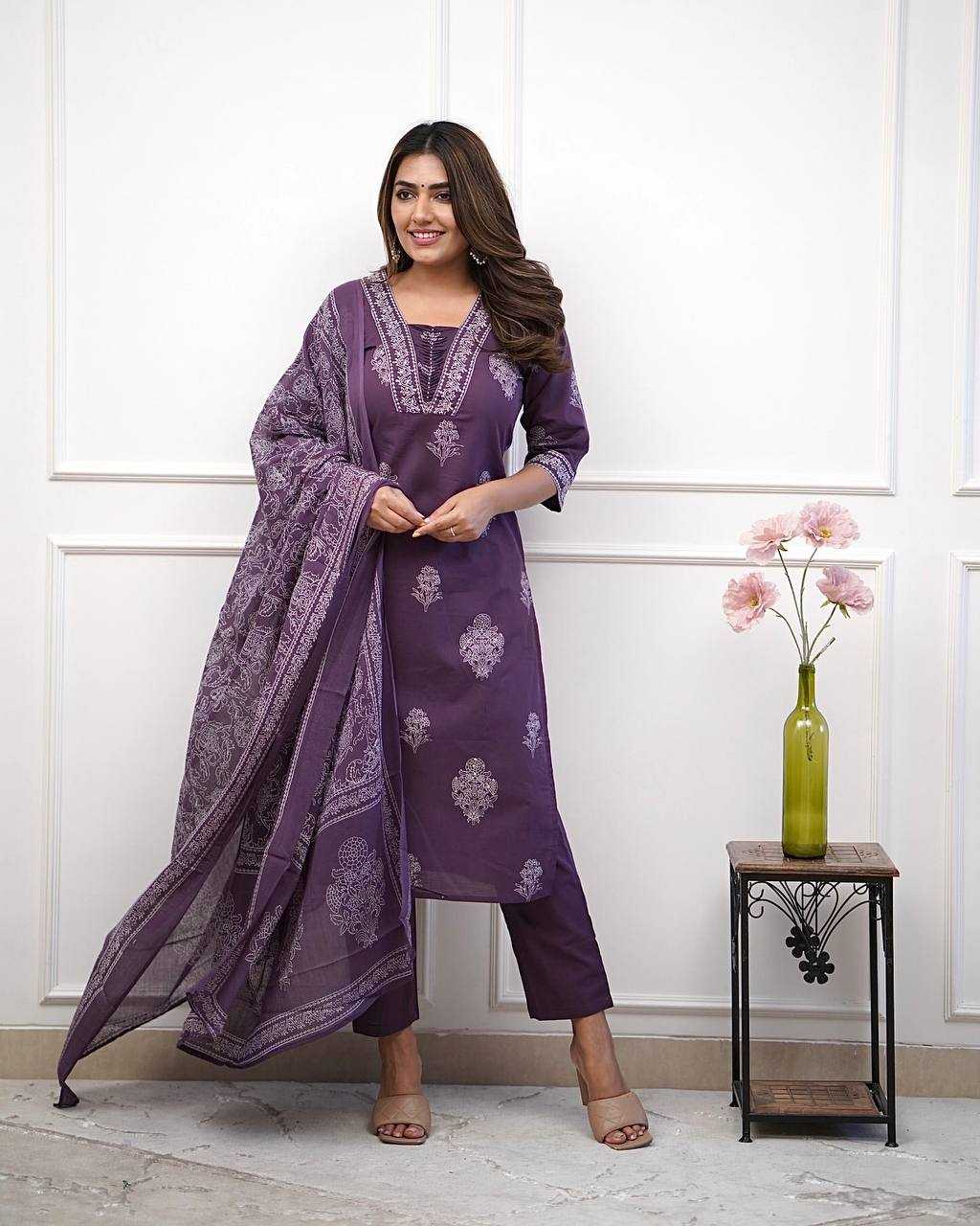 Ynf Muslin Cotton KESH159 616 Suits & Dresses Wedding Collections Festive Collections Wholesale Printed Suits Cotton Suits Party wear suits Manufacturer