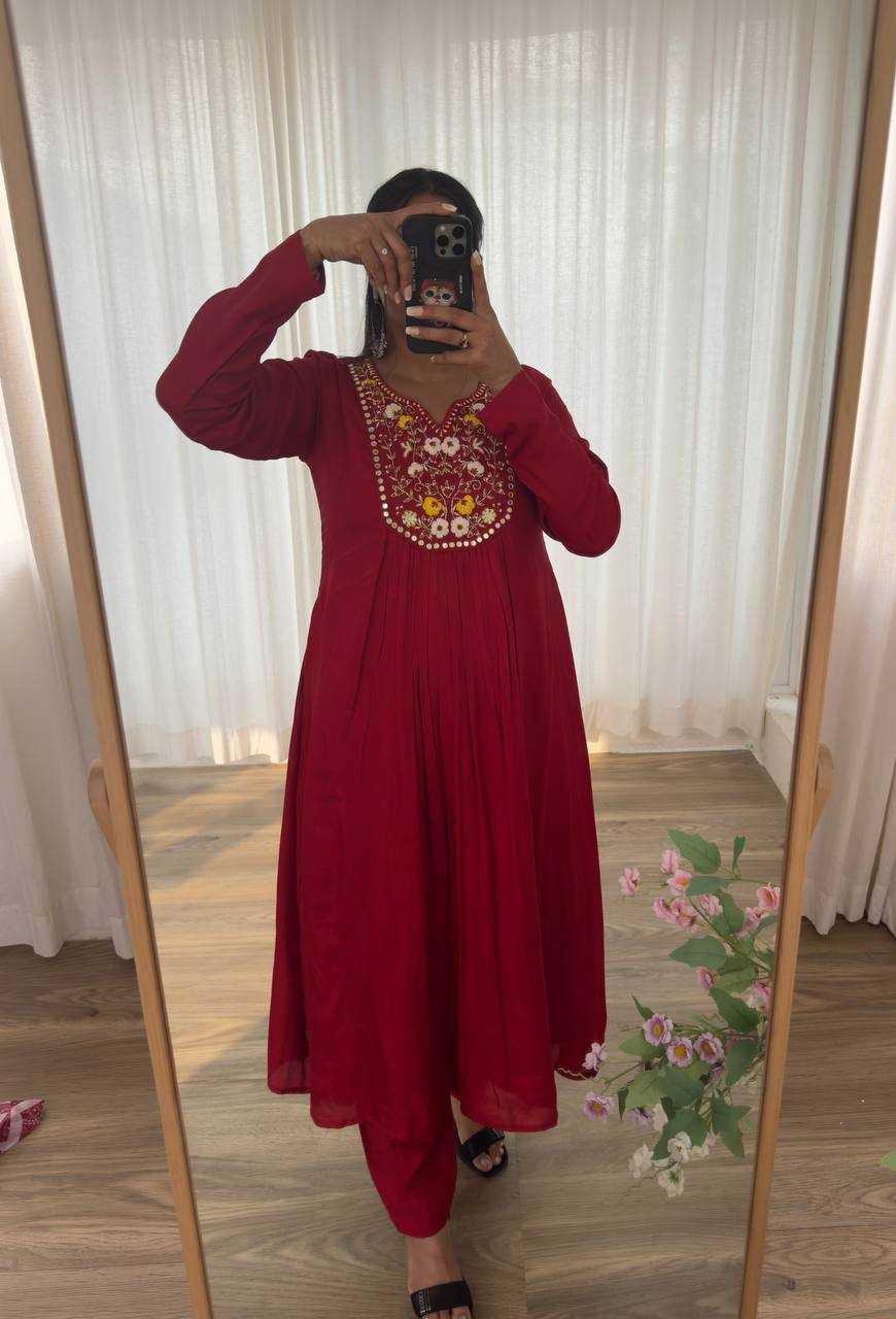 Ynf Pure Viscos KESH513 444 Gowns Wholesale Fancy Gowns Party Wear Gowns Designer Gowns Manufacturer