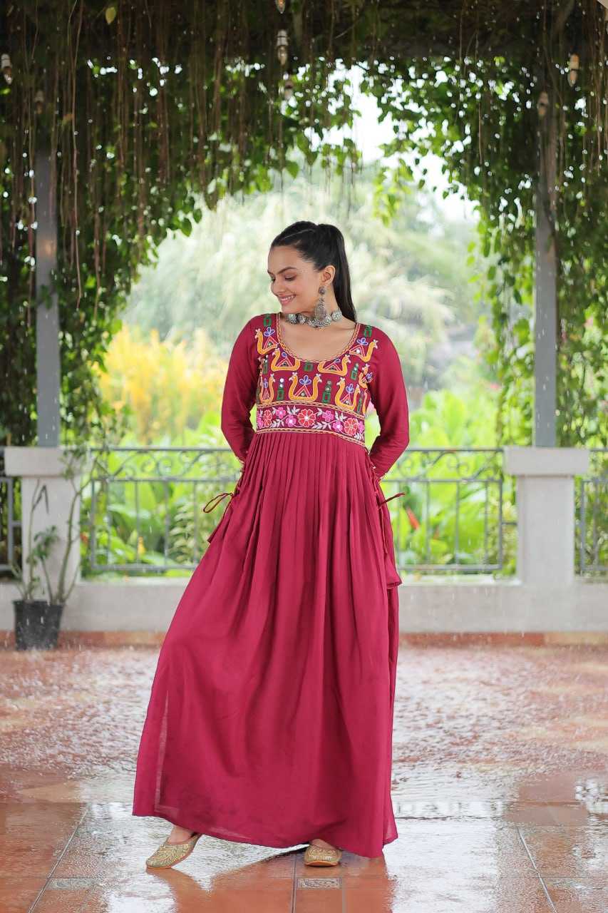 Ynf Reyon Cotton KESH489 1183 Kurti Wholesale Printed Kurtis Fancy Kurti Embroidered Kurtis Manufacturer