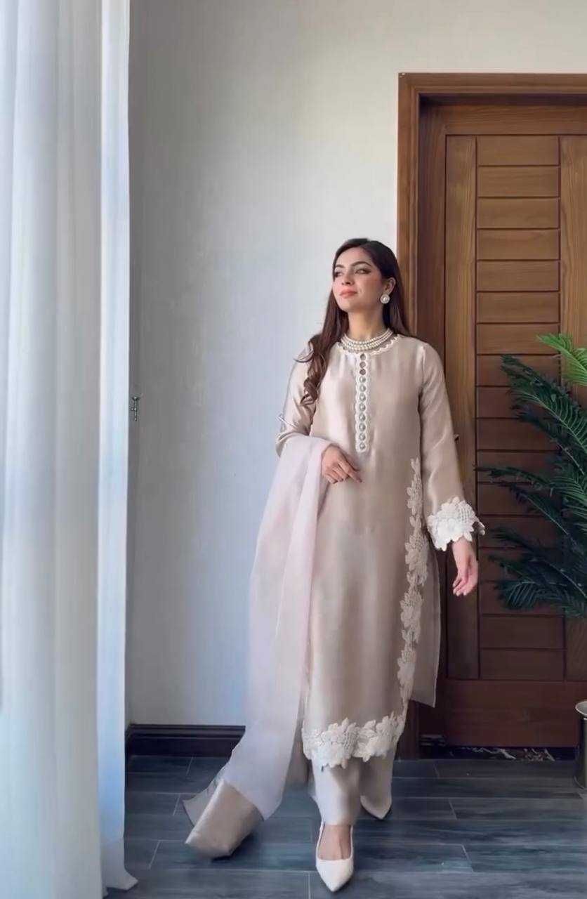 Ynf Silk KESH512 213 Suits & Dresses Wholesale Ladies Suits Dresses Designer Suits Manufacturer