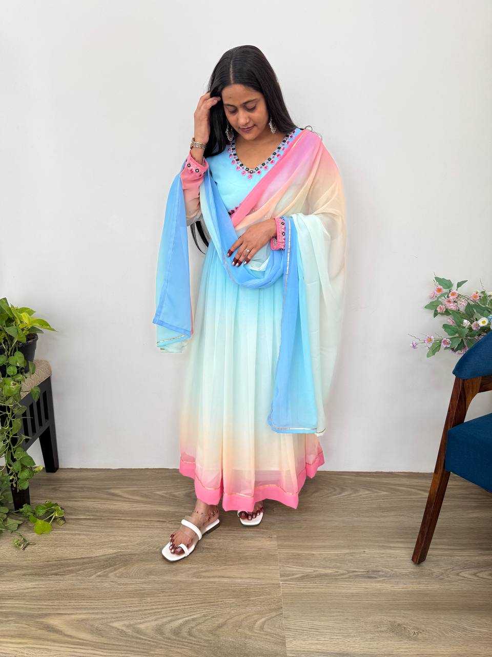Ynf Soft Cotton Gowns Wholesale Bollywood Style Gowns Party Wear Gowns Designer Gowns Manufacturer