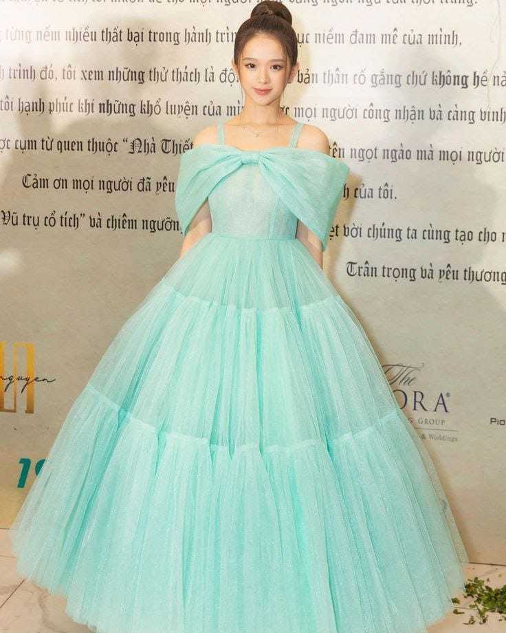 Ynf Soft Net RIN157 2144 Gowns Plus Size Collections Wholesale Party Gowns Net Gowns Ruffle Gowns Manufacturer
