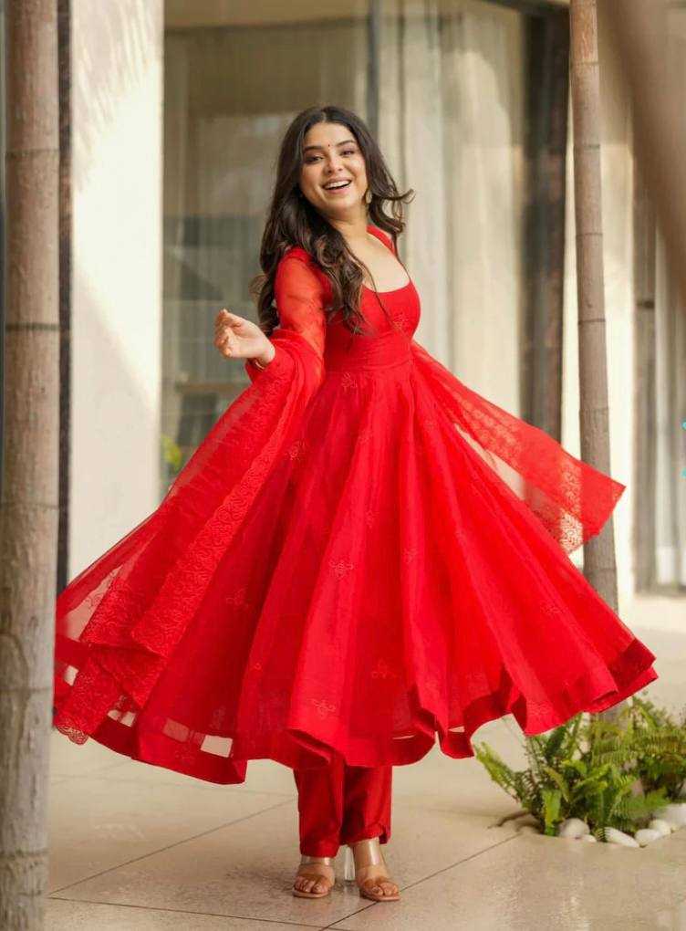 Ynf Tabby Silk KESH523 246 Gowns Wholesale Fancy Gowns Party Wear Gowns Designer Gowns Manufacturer