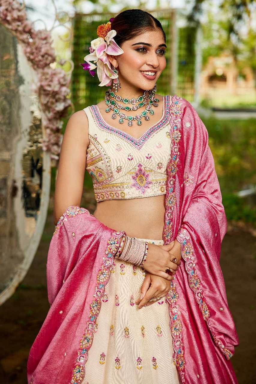 Ynf Tissue RIN197 3026 Lehengas Wholesale Designer Lehenga Bridal Lehenga Embroidered Lehenga Manufacturer