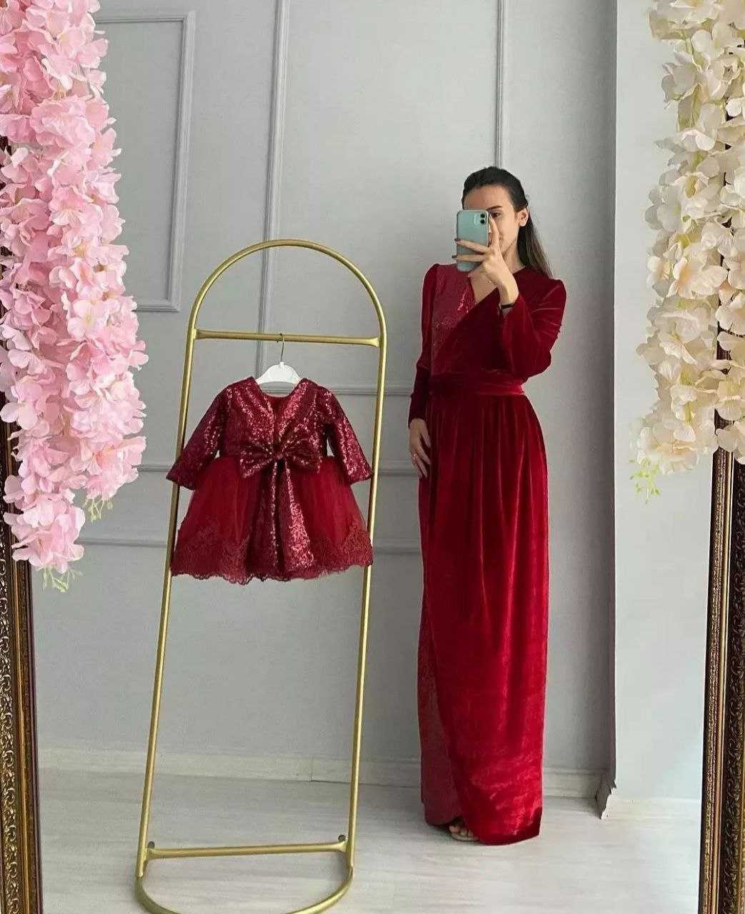 Ynf Velvet RIN157 012 Mother & Daughter Combo Wholesale Mother Daughter Matching Gowns Manufacturer