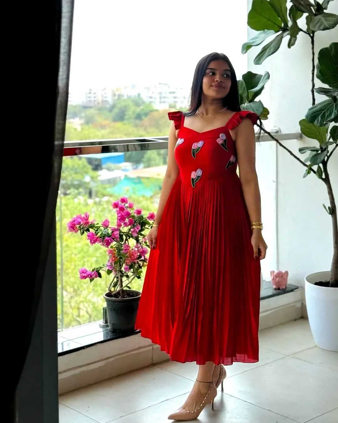 Ynf Vichitra Silk RIN222 HANDWORK Suits & Dresses Wholesale Maxi Dresses Designer dresses Silk Dresses Manufacturer