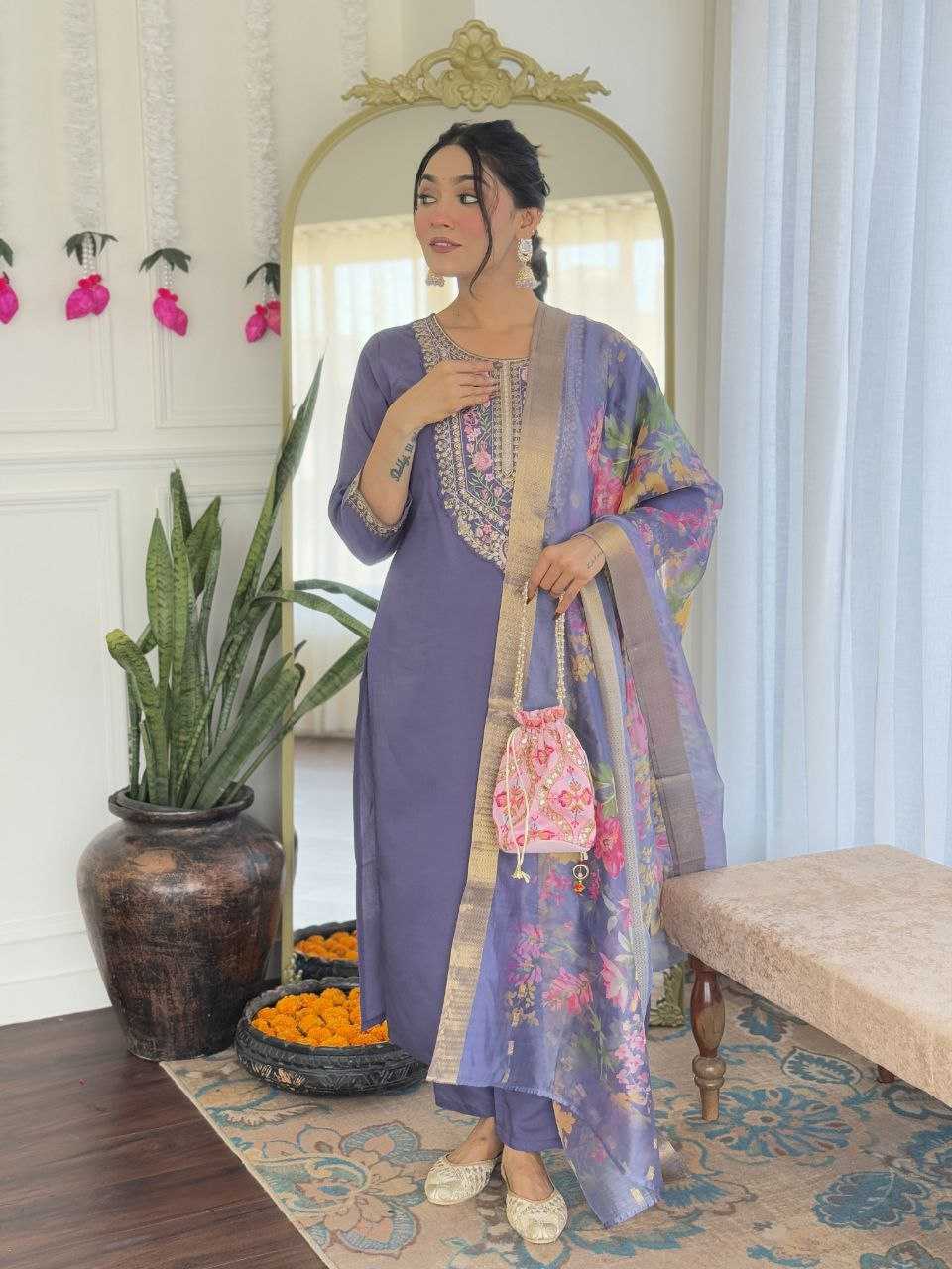 Ynf Viscose KESH529 ANAYA Kurti Wholesale Casual Kurtis Festive Kurtis Party Wear Kurtis Embroidered Kurtis Manufacturer