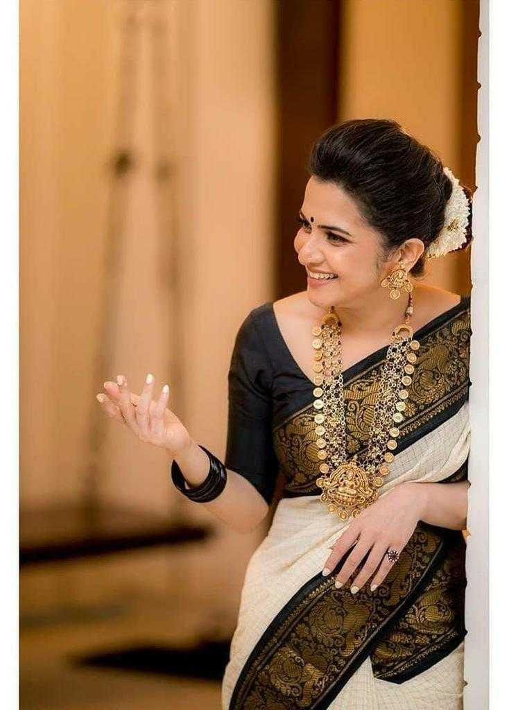 Ynf Banarasi Soft Silk RIN101 WHITE CHEX Silk Sarees Festive Collections Wholesale Kerala Kasavu Sarees White Silk Sarees Onam Collections Manufacturer