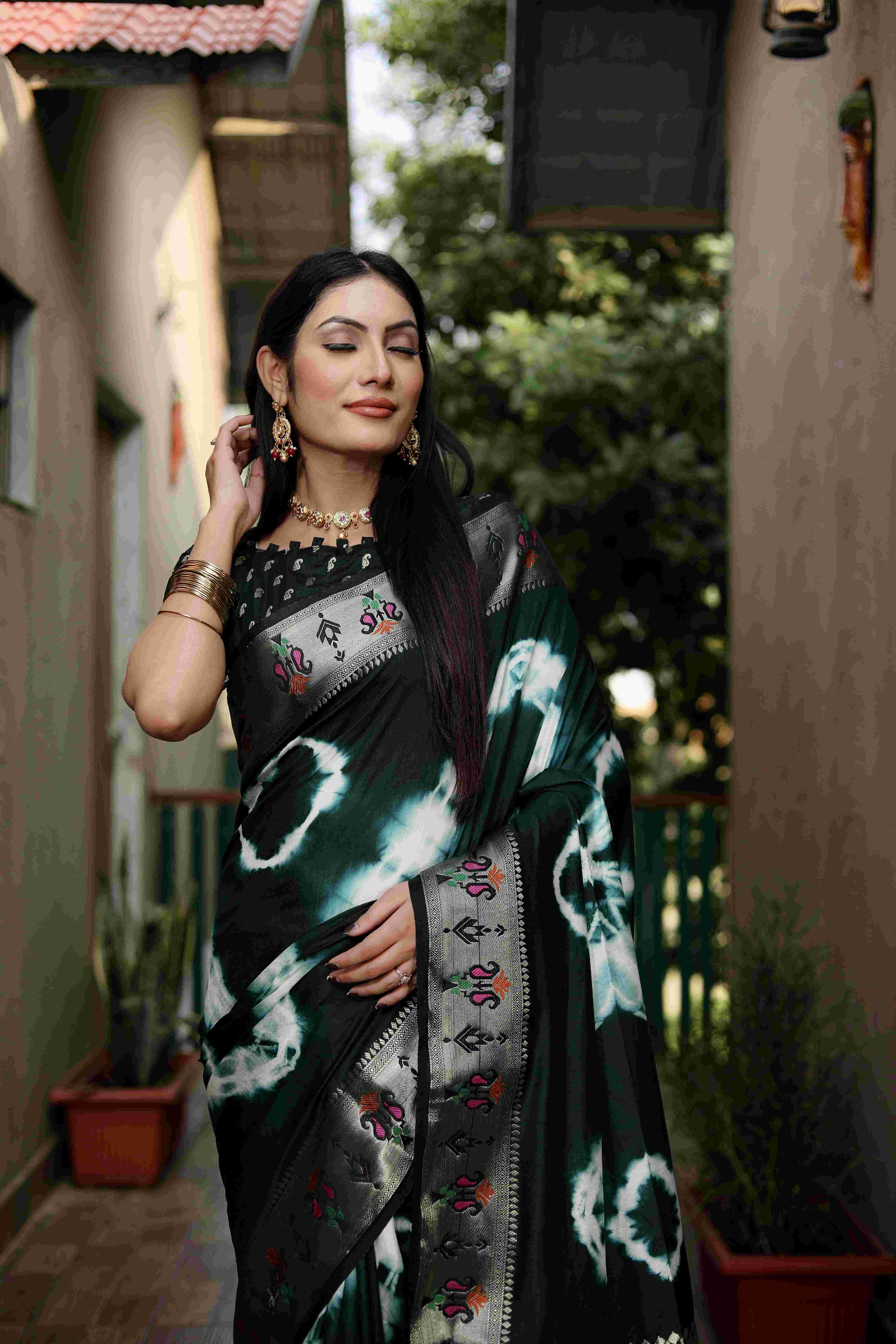 Ynf Paithani Silk RIN183 VATIKA Silk Sarees Wholesale Paithani Sarees Printed Silk Saree Zari Border Silk Sarees Manufacturer