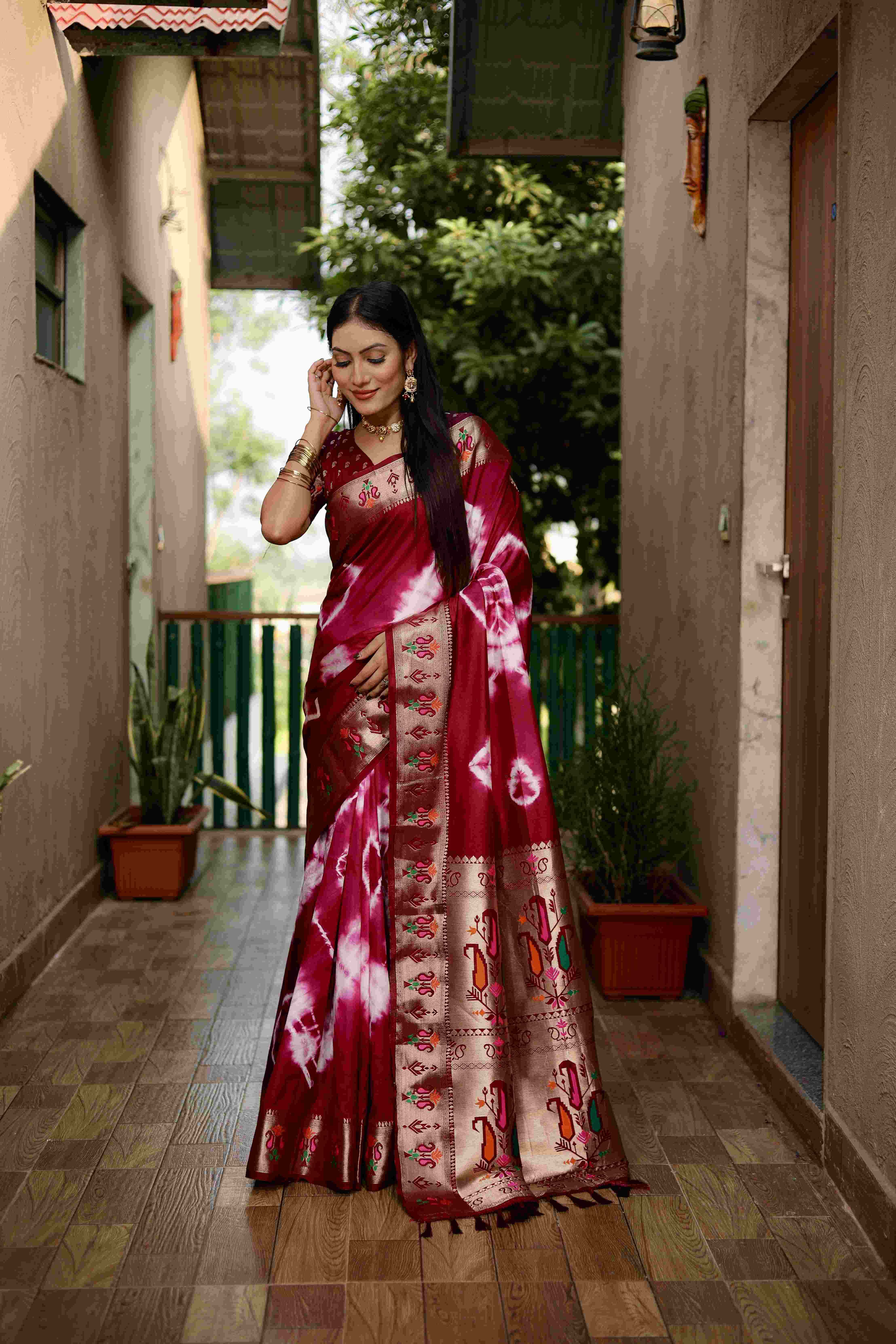 Ynf Paithani Silk RIN183 VATIKA Silk Sarees Wholesale Paithani Sarees Printed Silk Saree Zari Border Silk Sarees Manufacturer