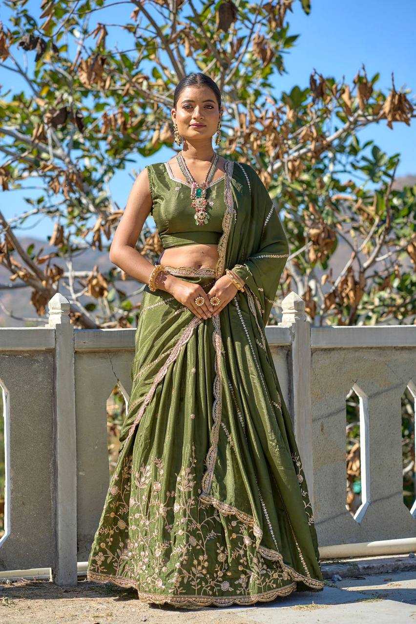 Ynf Heavy Chinnon Silk RIN119 9011 Lehengas Wholesale Traditional Lehenga Embroidered Lehenga Zari Work Lehenga Manufacturer