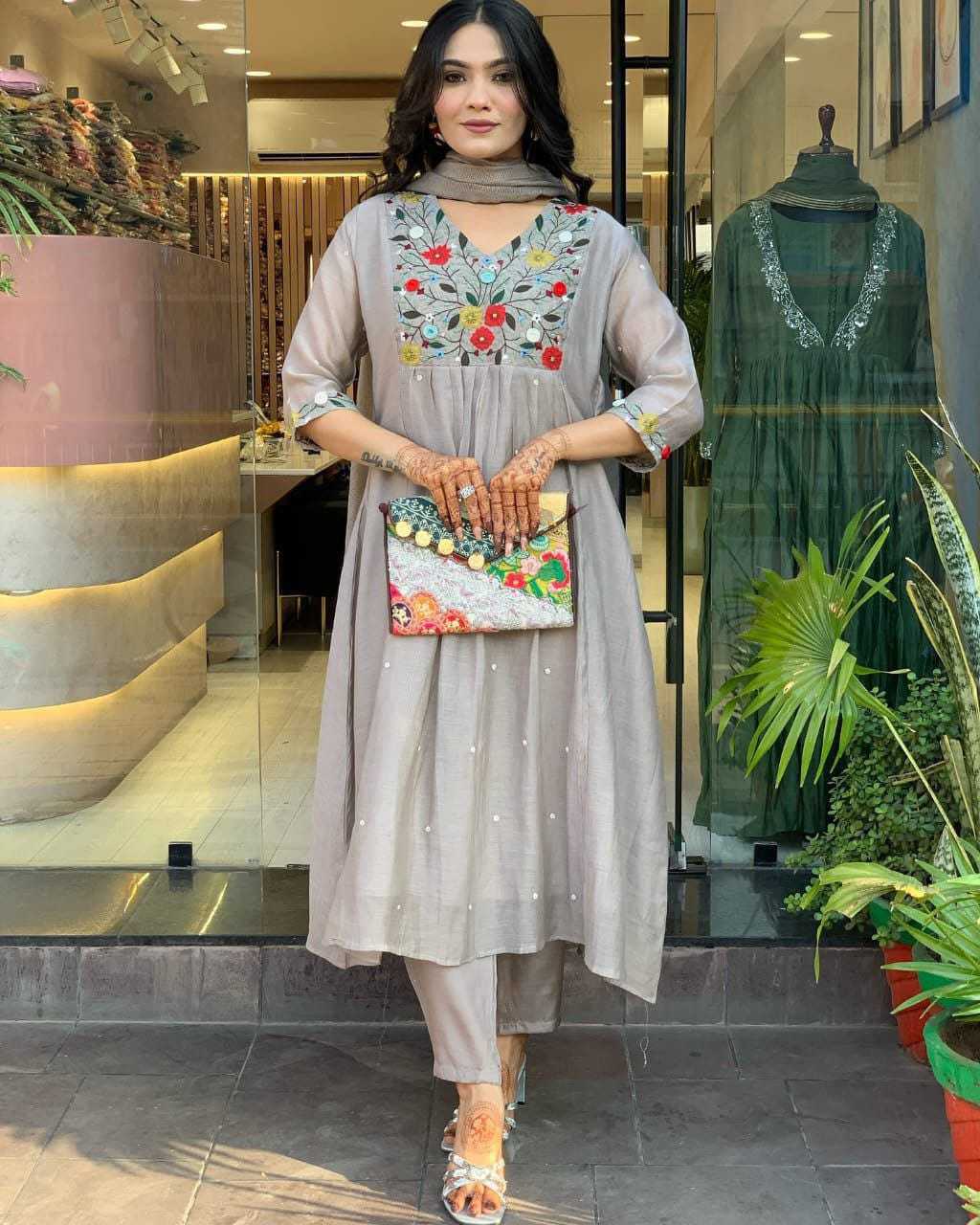 Ynf Chinon Silk RIN222 274 Suits & Dresses Wedding Collections Festive Collections Wholesale Ladies Silk Suit Embroidered Suits Wedding Outfits Manufacturer
