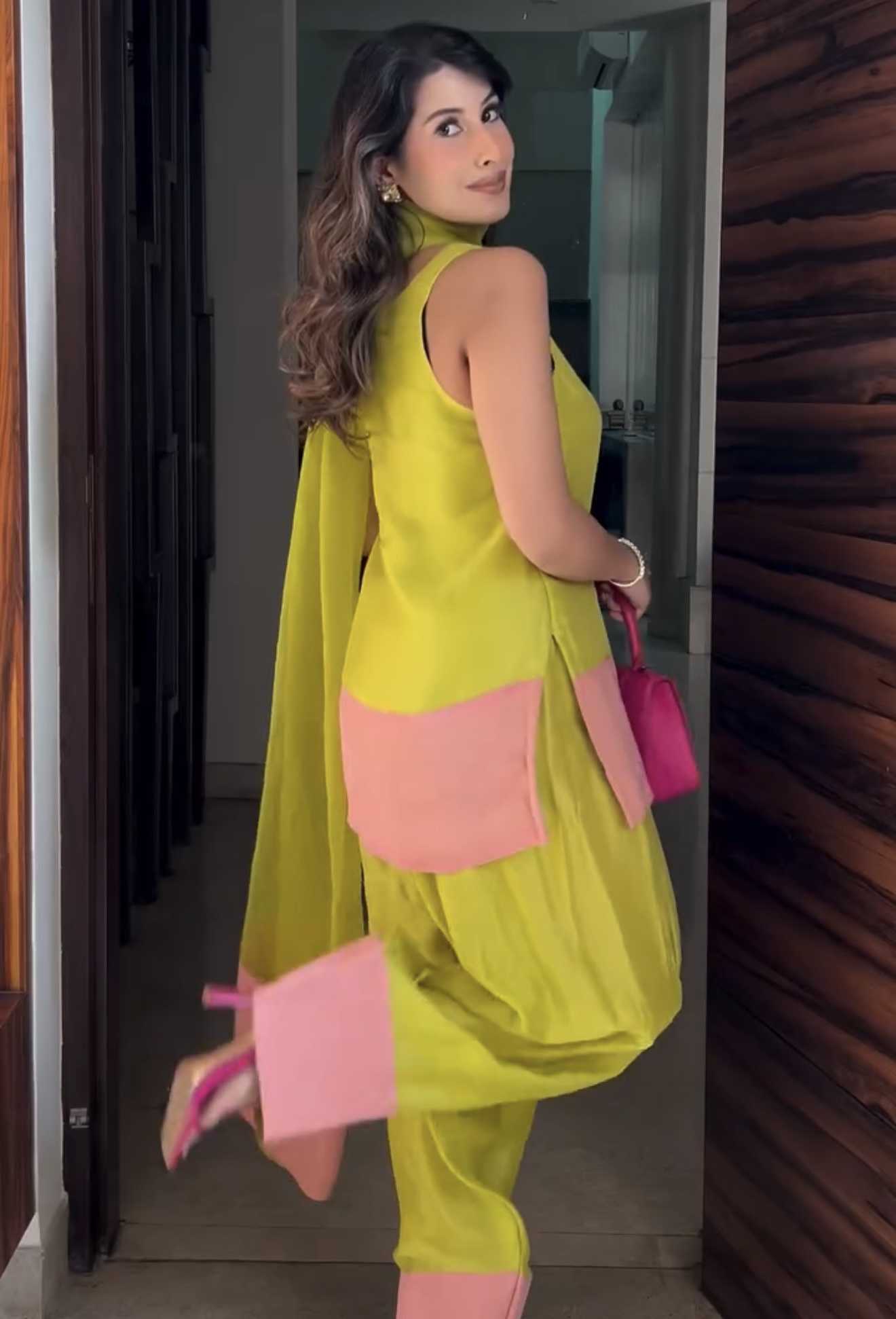 Ynf Crepe Silk RIN197 4663 Suits & Dresses Wedding Collections Festive Collections Wholesale Ladies Silk Suit Party wear suits Designer Suits Manufacturer