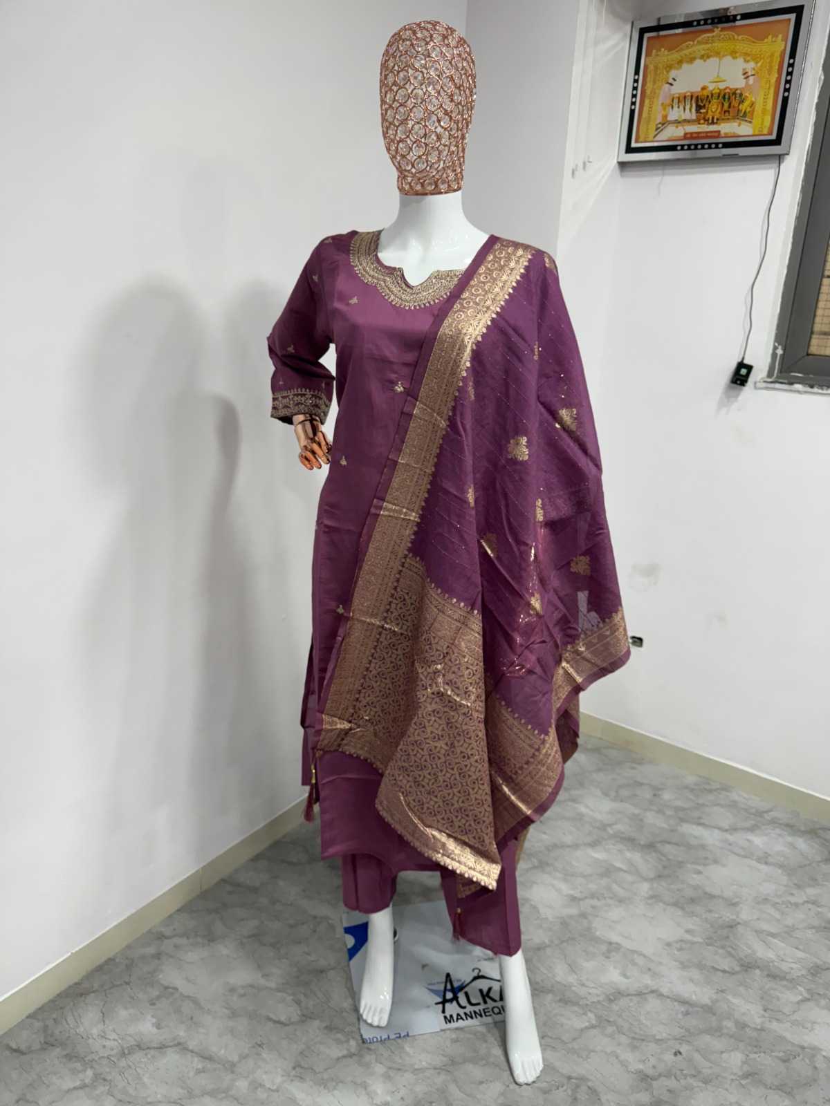 Ynf Banana Silk RIN222 111 Kurti Wholesale Festive Kurtis Designer Kurtis Silk Kurtis Manufacturer