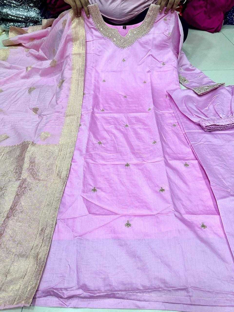 Ynf Banana Silk RIN222 111 Kurti Wholesale Festive Kurtis Designer Kurtis Silk Kurtis Manufacturer