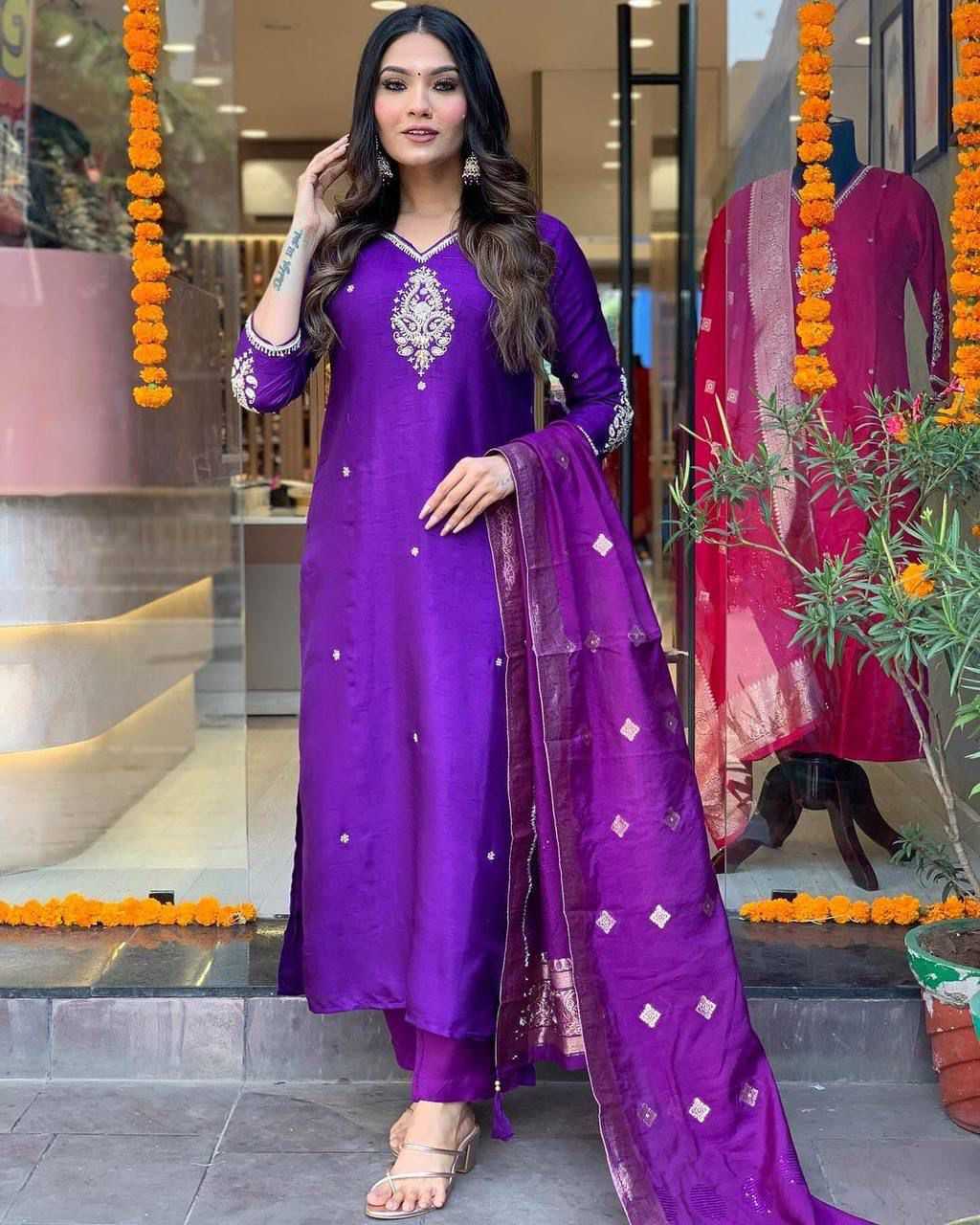 Ynf Banana Silk RIN222 LP1001 Kurti Wedding Collections Festive Collections Wholesale Party Wear Kurtis Designer Kurtis Silk Kurtis Manufacturer