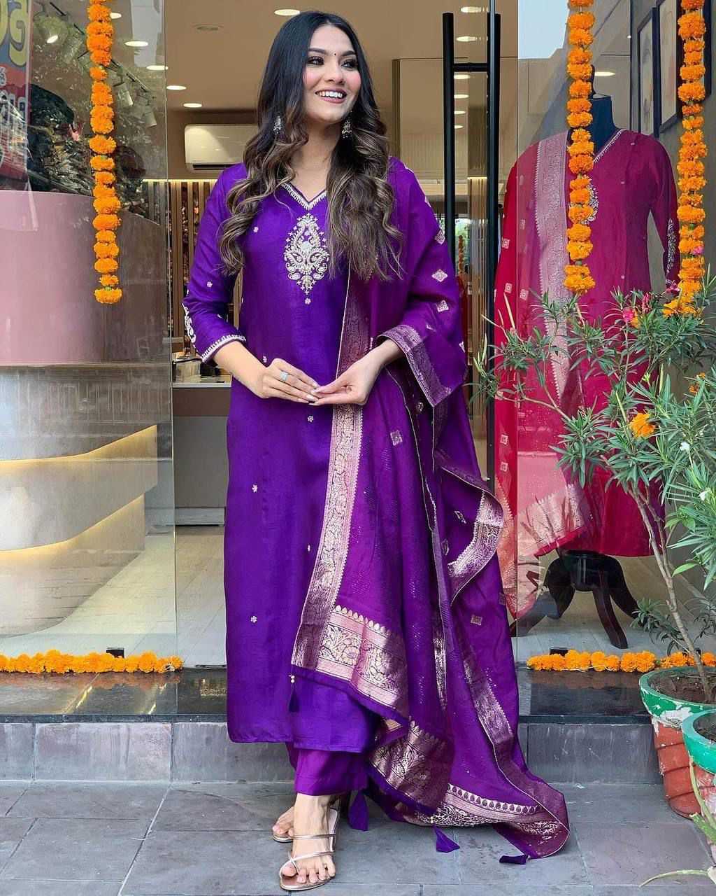 Ynf Banana Silk RIN222 LP1001 Kurti Wedding Collections Festive Collections Wholesale Party Wear Kurtis Designer Kurtis Silk Kurtis Manufacturer