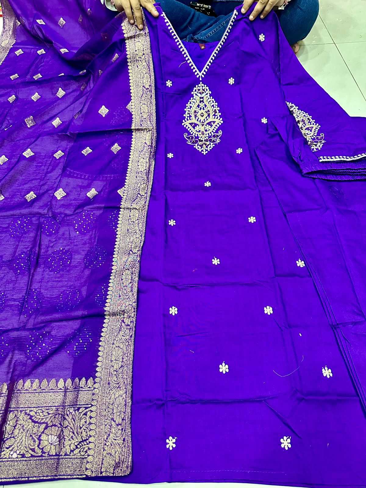 Ynf Banana Silk RIN222 LP1001 Kurti Wedding Collections Festive Collections Wholesale Party Wear Kurtis Designer Kurtis Silk Kurtis Manufacturer