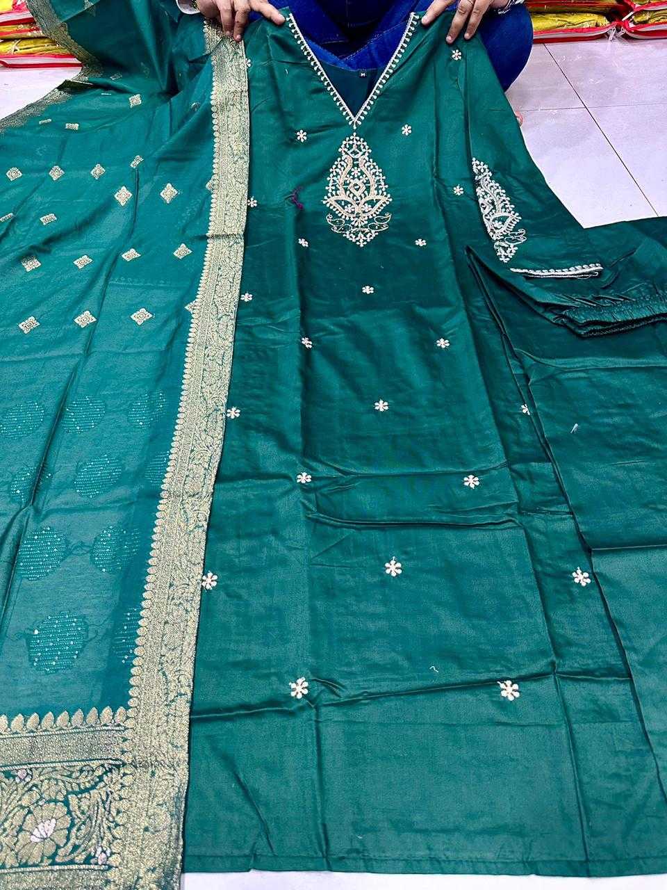 Ynf Banana Silk RIN222 LP1001 Kurti Wedding Collections Festive Collections Wholesale Party Wear Kurtis Designer Kurtis Silk Kurtis Manufacturer