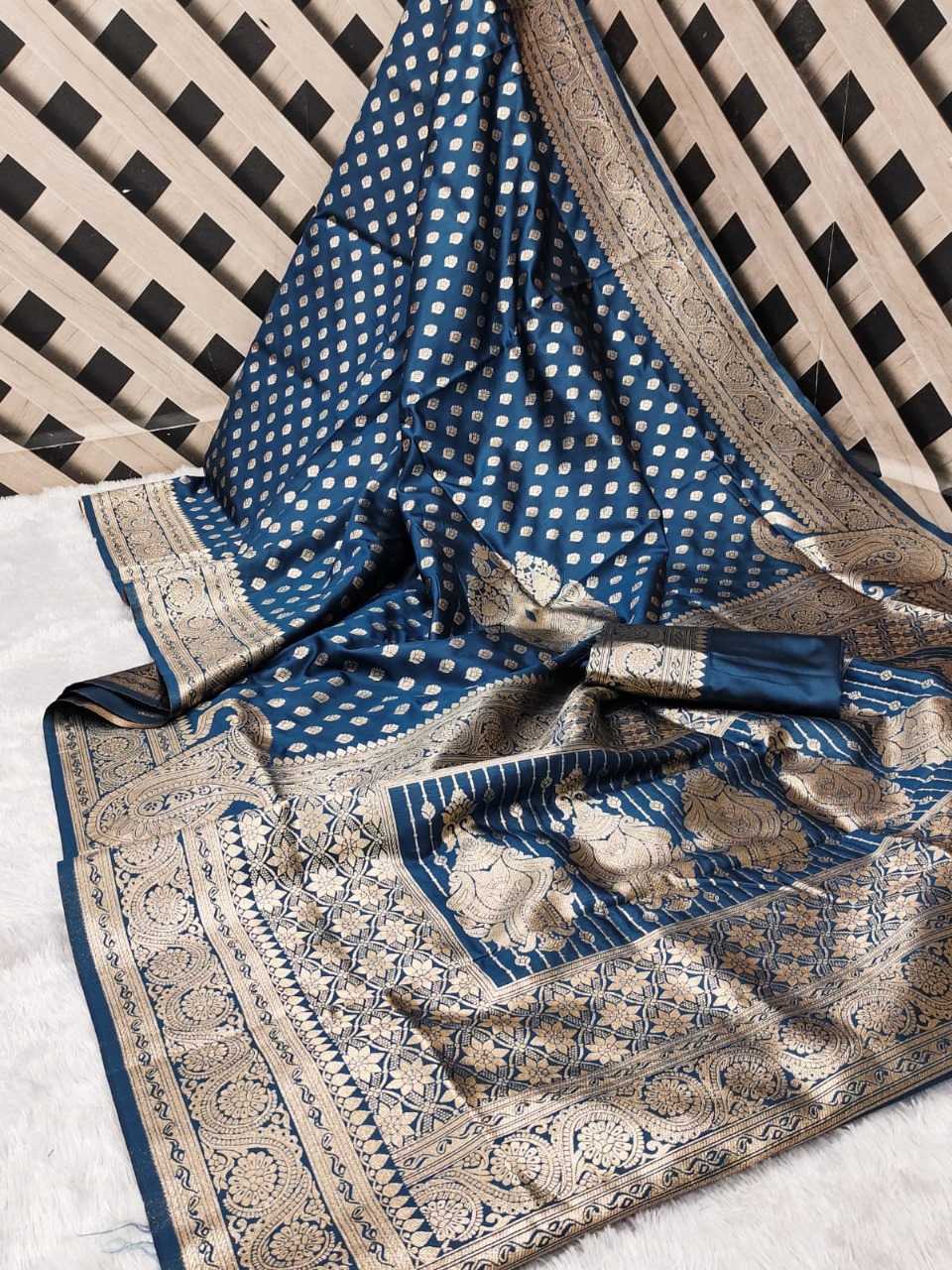 Ynf Banarasi Soft Silk RIN113 TILAK Silk Sarees Wedding Collections Festive Collections Wholesale Banarasi Silk Sarees Soft Silk Sarees Designer Silk Sarees Manufacturer