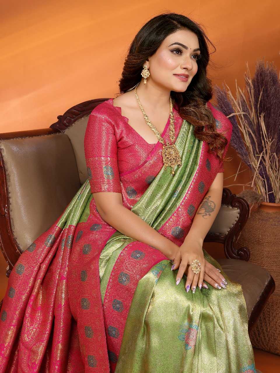 Ynf Banarasi Soft Silk RIN144 Saroz Silk Sarees Wedding Collections Festive Collections Wholesale Banarasi Silk Sarees Paithani Sarees Designer Silk Sarees Manufacturer