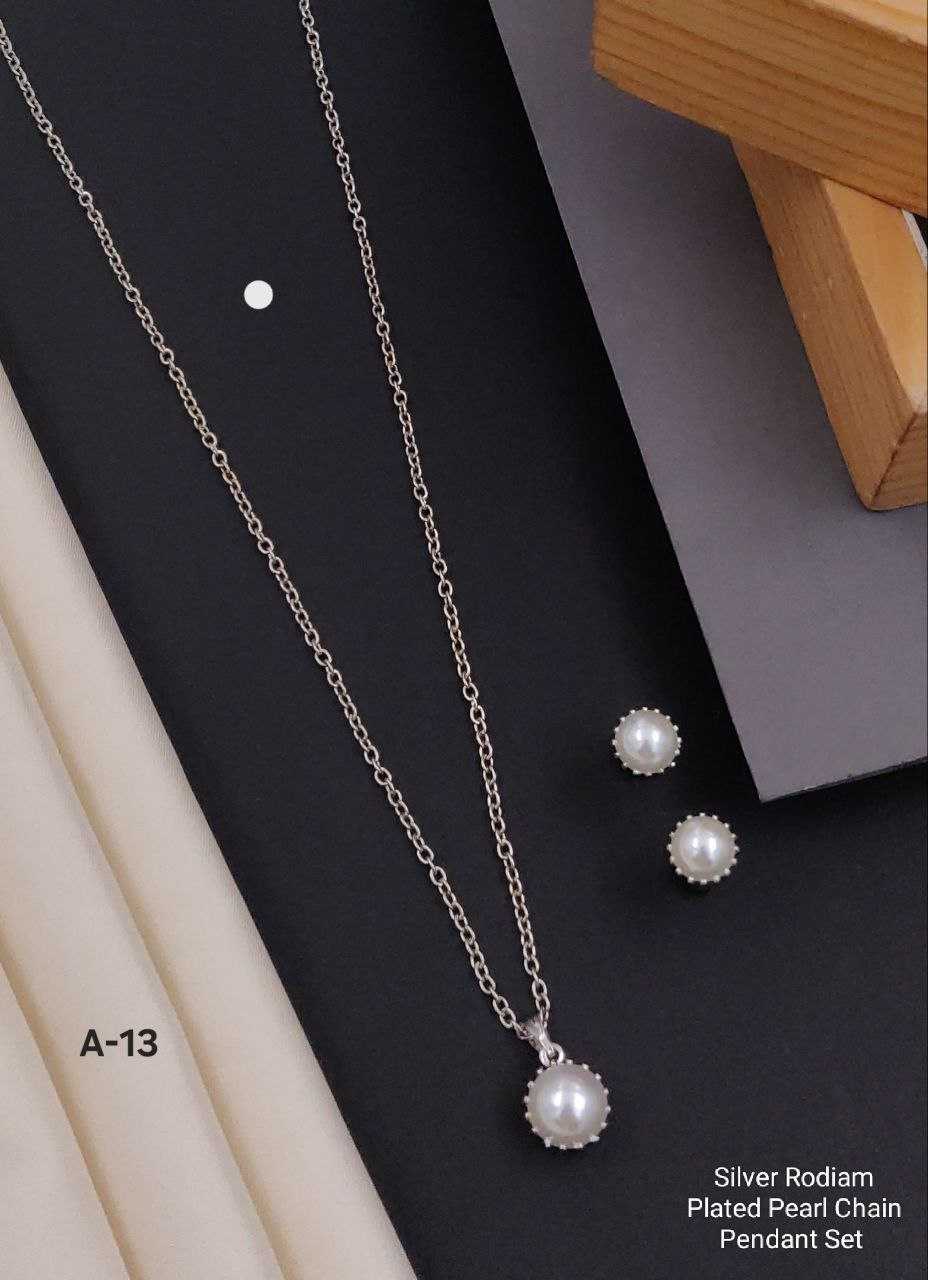 Ynf Brass Womens Jewellery Wholesale Women Chain Chain Pendant Set Manufacturer