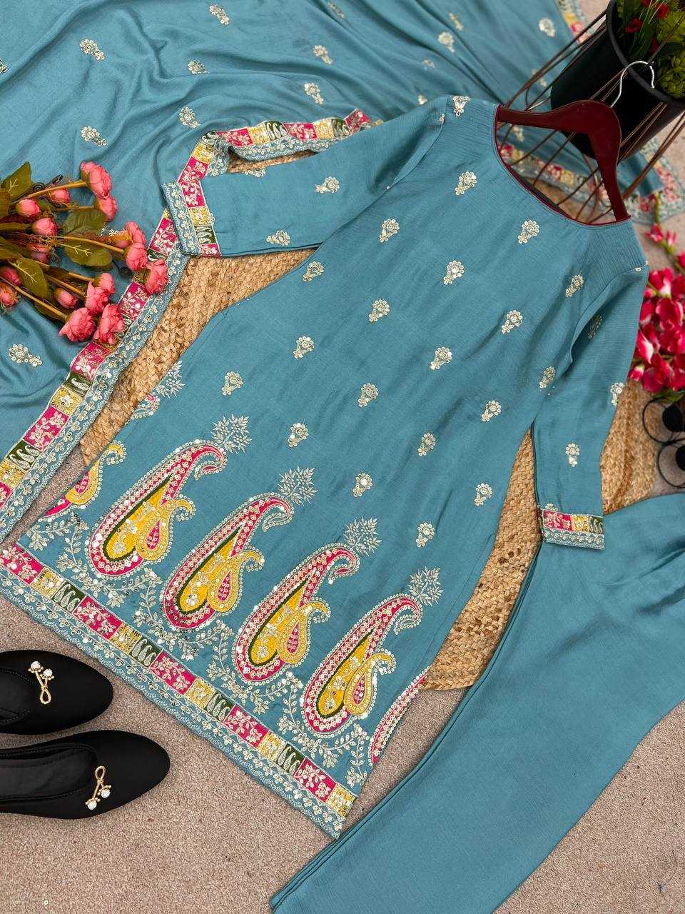 Ynf Chinon KESH499 1613 Suits & Dresses Wholesale Embroidery Suits Party wear suits Wedding Suits Manufacturer