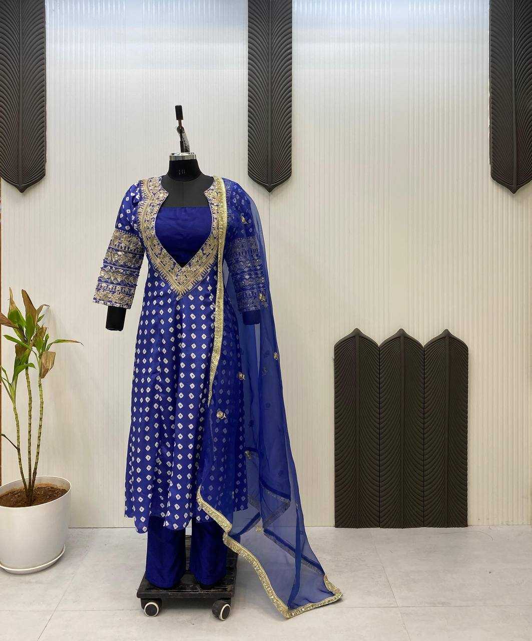Ynf Chinon RIN141 1957 Suits & Dresses Western Wears Festive Collections Wholesale Indo Western Dresses Printed Dresses Embroidered Dresses Manufacturer
