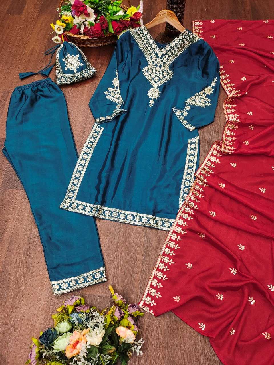 Ynf Chinon RIN232 79 Suits & Dresses Wholesale Party wear suits Designer Suits Manufacturer