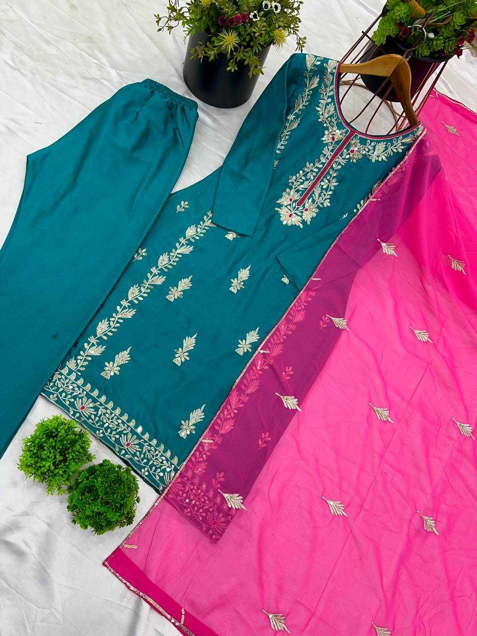 Ynf Chinon Silk KESH499 1662 Suits & Dresses Wholesale Ladies Suits Embroidery Suits Party wear suits Manufacturer