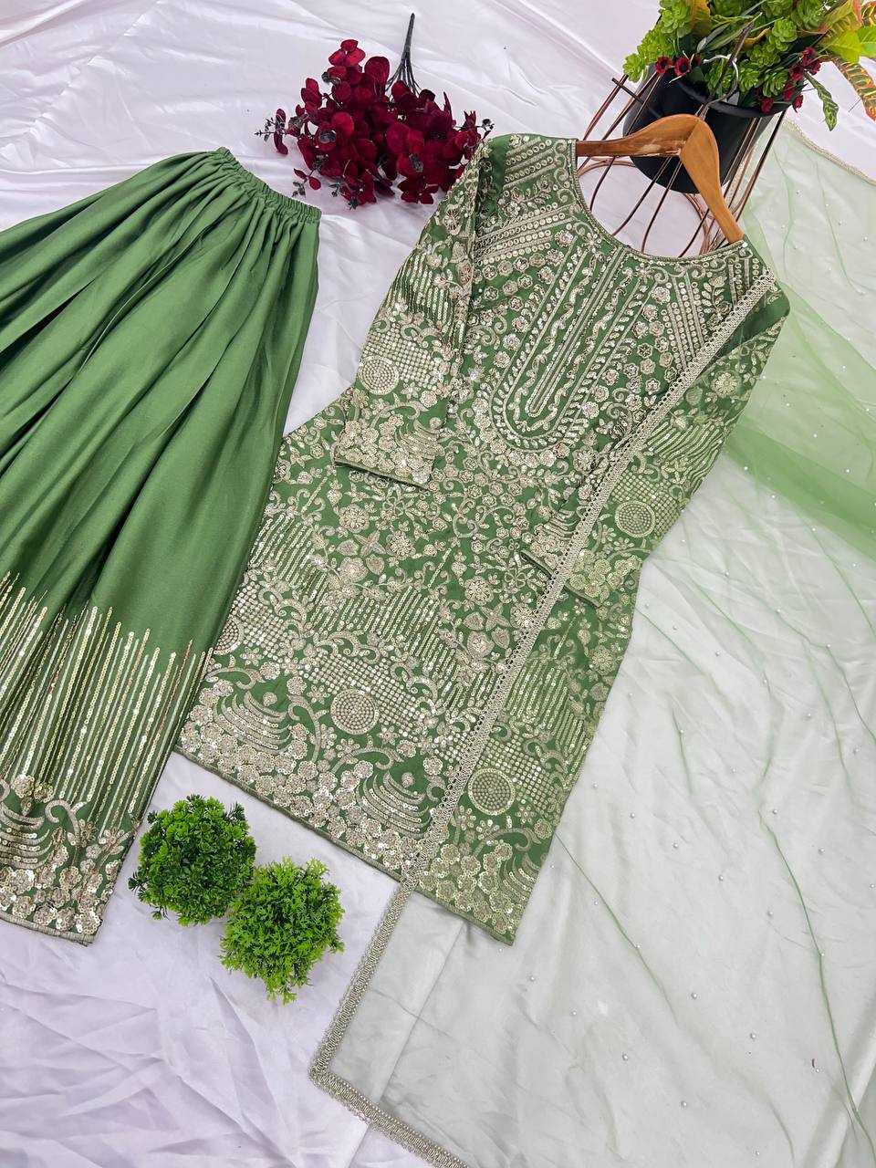 Ynf Chinon Silk KESH499 3103 Suits & Dresses Wholesale Embroidery Suits Party wear suits Wedding Suits Manufacturer