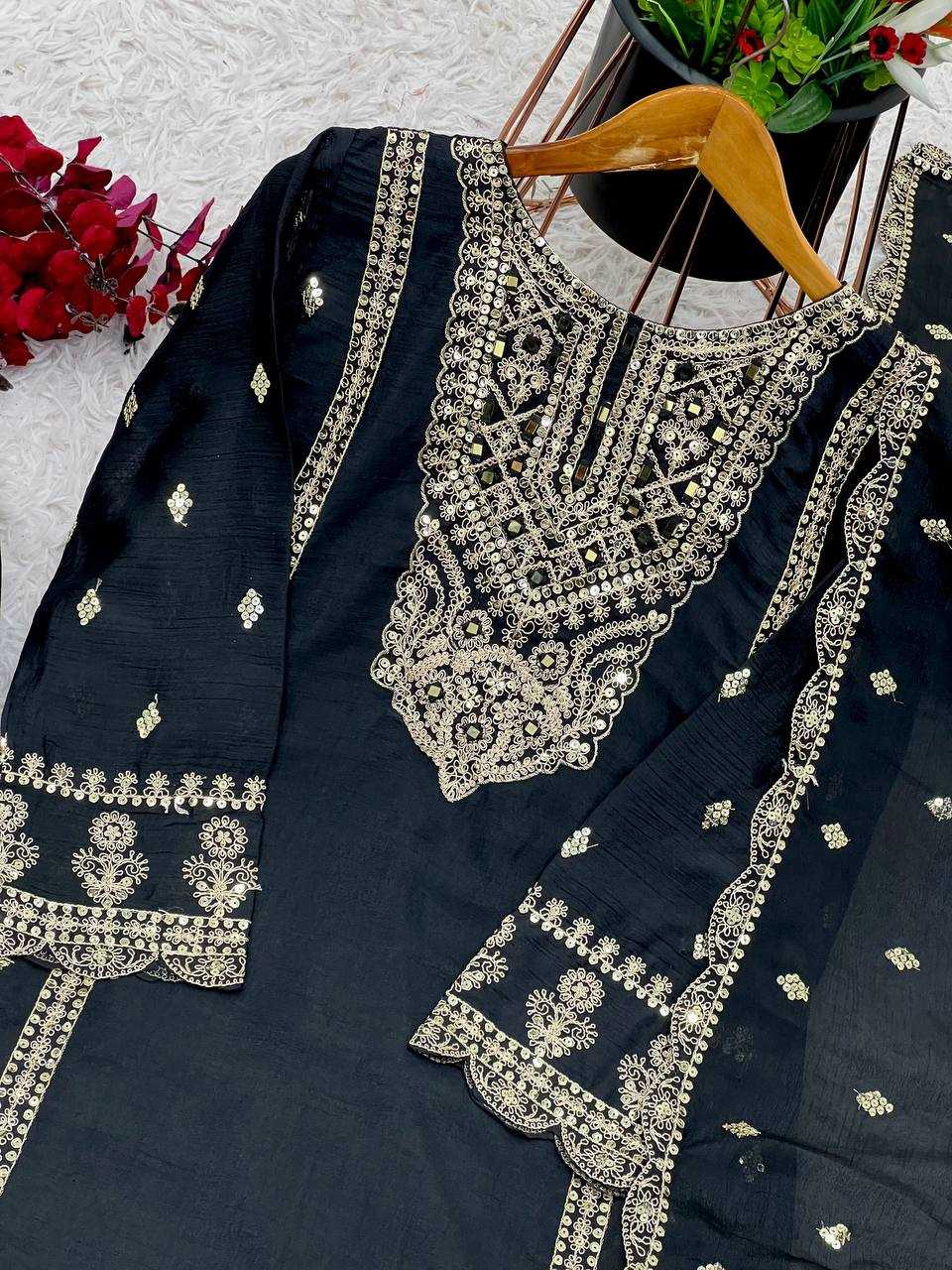 Ynf Chinon Silk KESH499 5001 Suits & Dresses Wholesale Ladies Suits Embroidery Suits Party wear suits Manufacturer